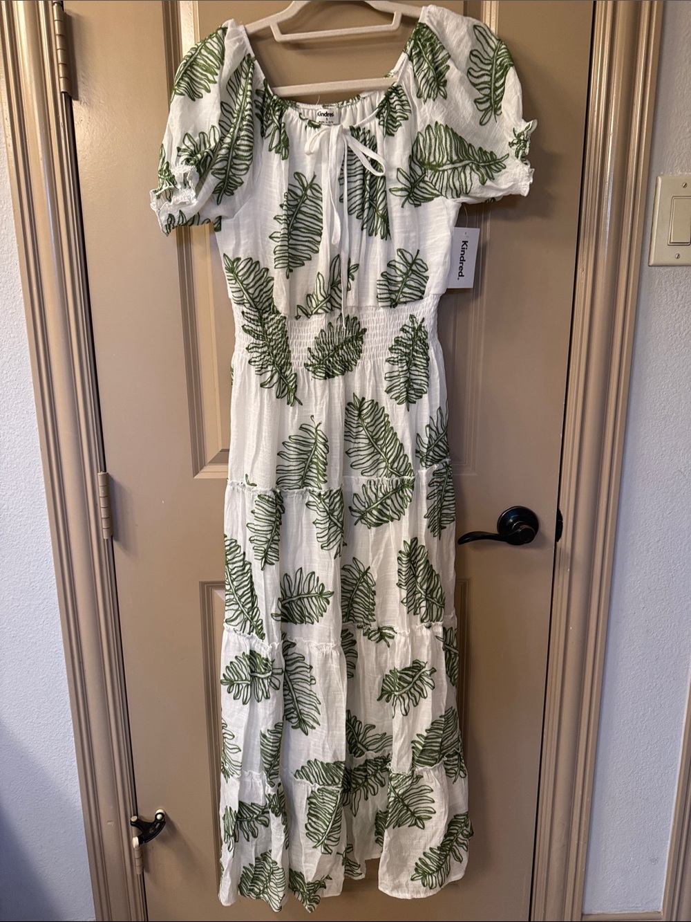 Anthropologie Kindred NWT White Maxi Dress with Green Leaf Print